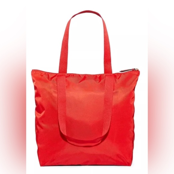 Victoria's Secret Valentine's Day Red HEART PACKABLE Tote Shoulder Bag 2024 NWT - Picture 2 of 6